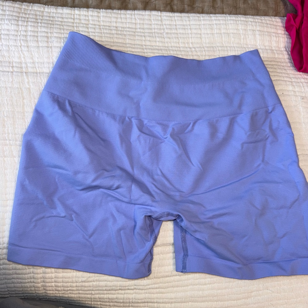 Aurola Women's Lilac Bike Shorts - Seamless High-Waist